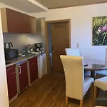 Rhoener Sternenhimmel 1 Und 2 アパート *